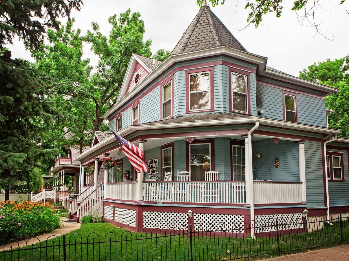 Holden House 1902 Bed & Breakfast Inn โคโลราโดสปริงส์ ภายนอก รูปภาพ